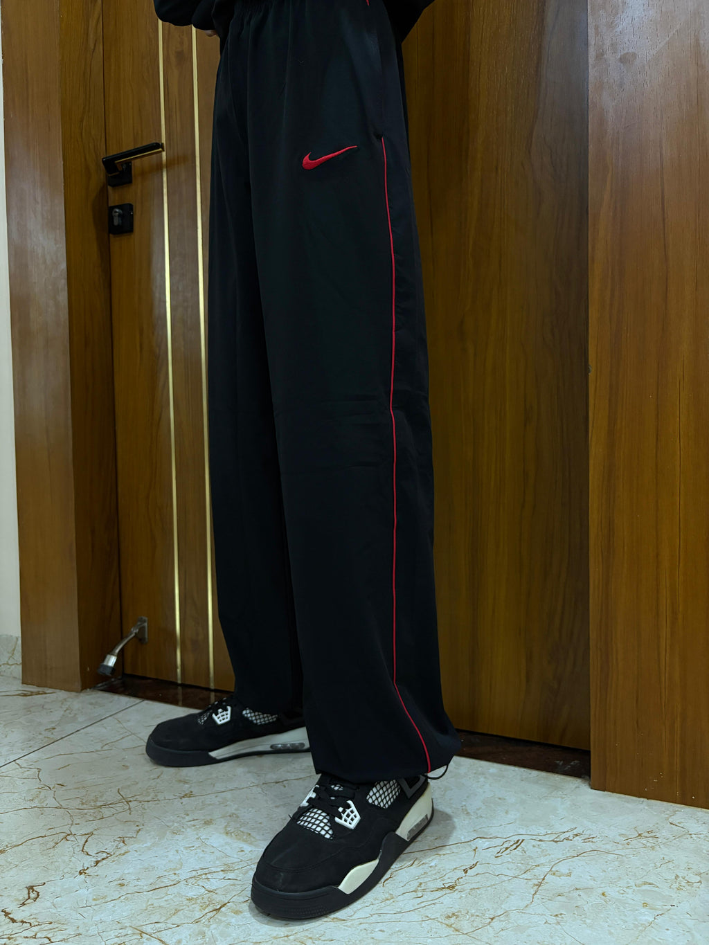 Glide parachute joggers - Red switch edition